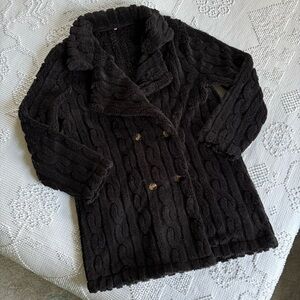 Amazon women’s size small black fuzzy peacoat‎ style cable knit pattern sweater